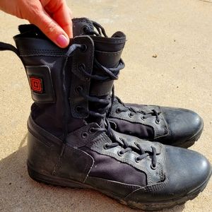 5.11 Recon Flyweight Wiz boots
